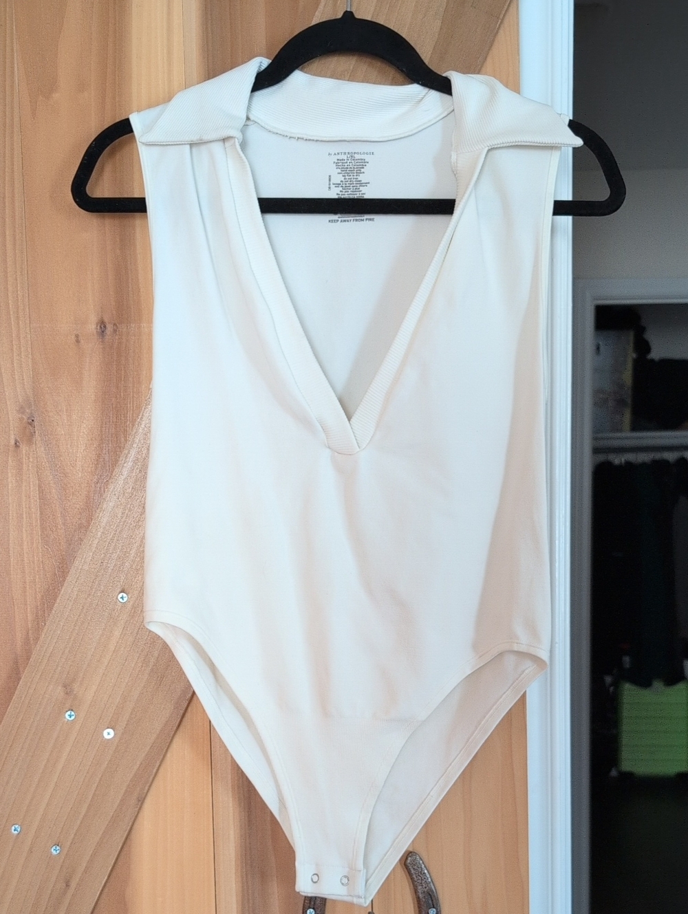 Anthropologie Cream Sleeveless V-Neck Bodysuit